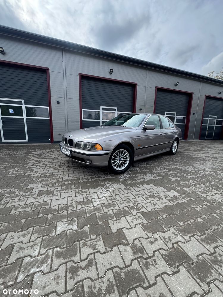 BMW Seria 5 - 1