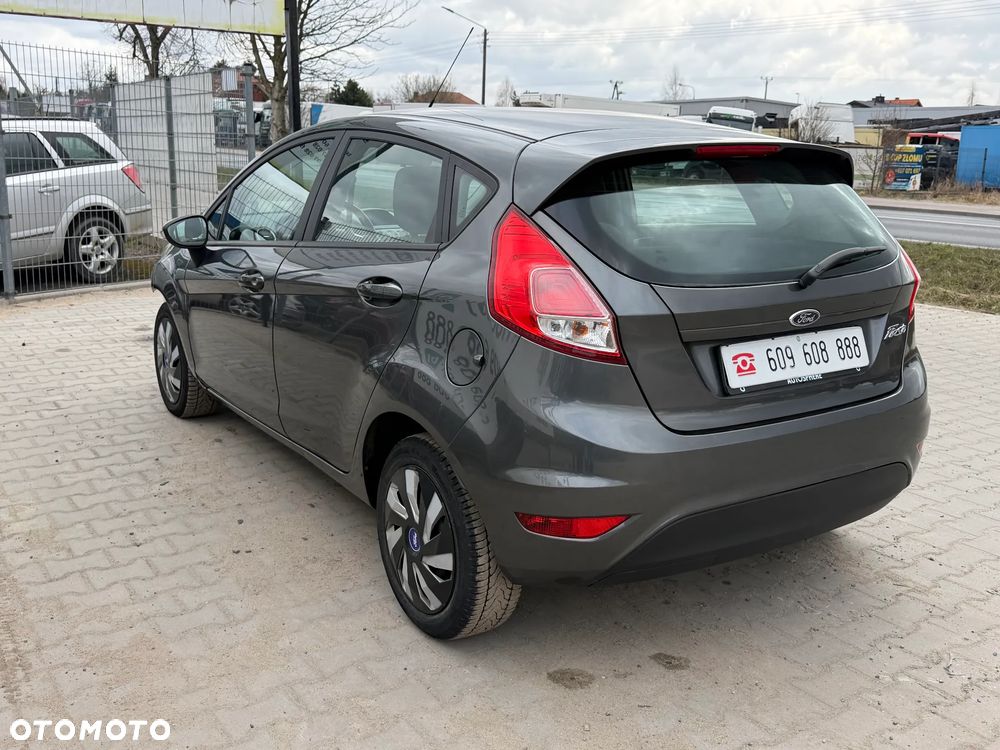 Ford Fiesta 1.5 TDCi SYNC Edition - 6