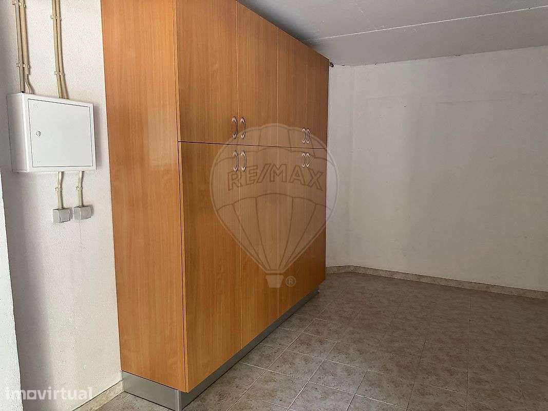 Garagem  para arrendamento - Grande imagem: 4/10