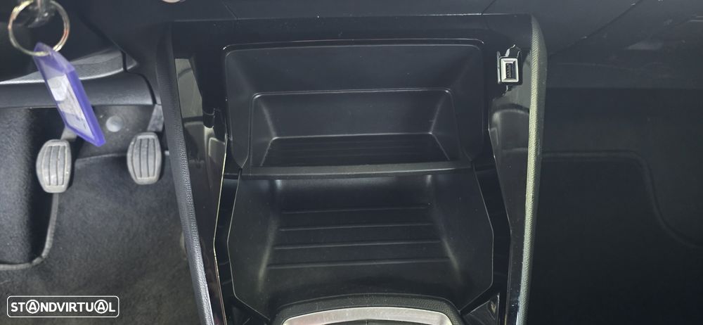 Peugeot 208 BlueHDi 100 Allure - 19