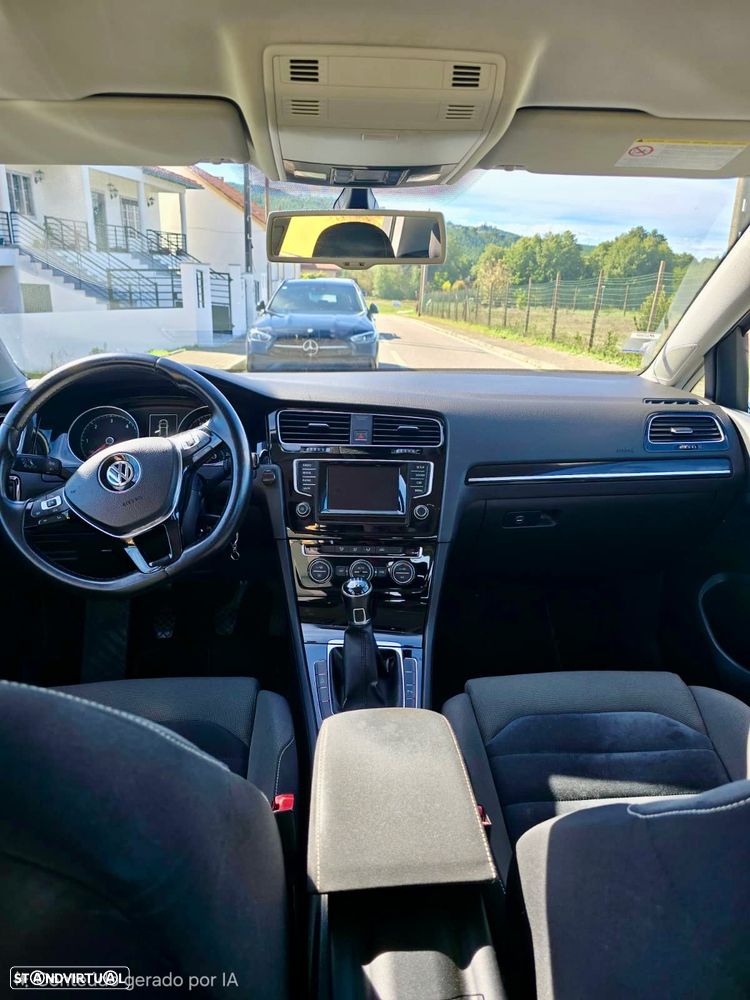 VW Golf 1.6 TDi Highline - 7