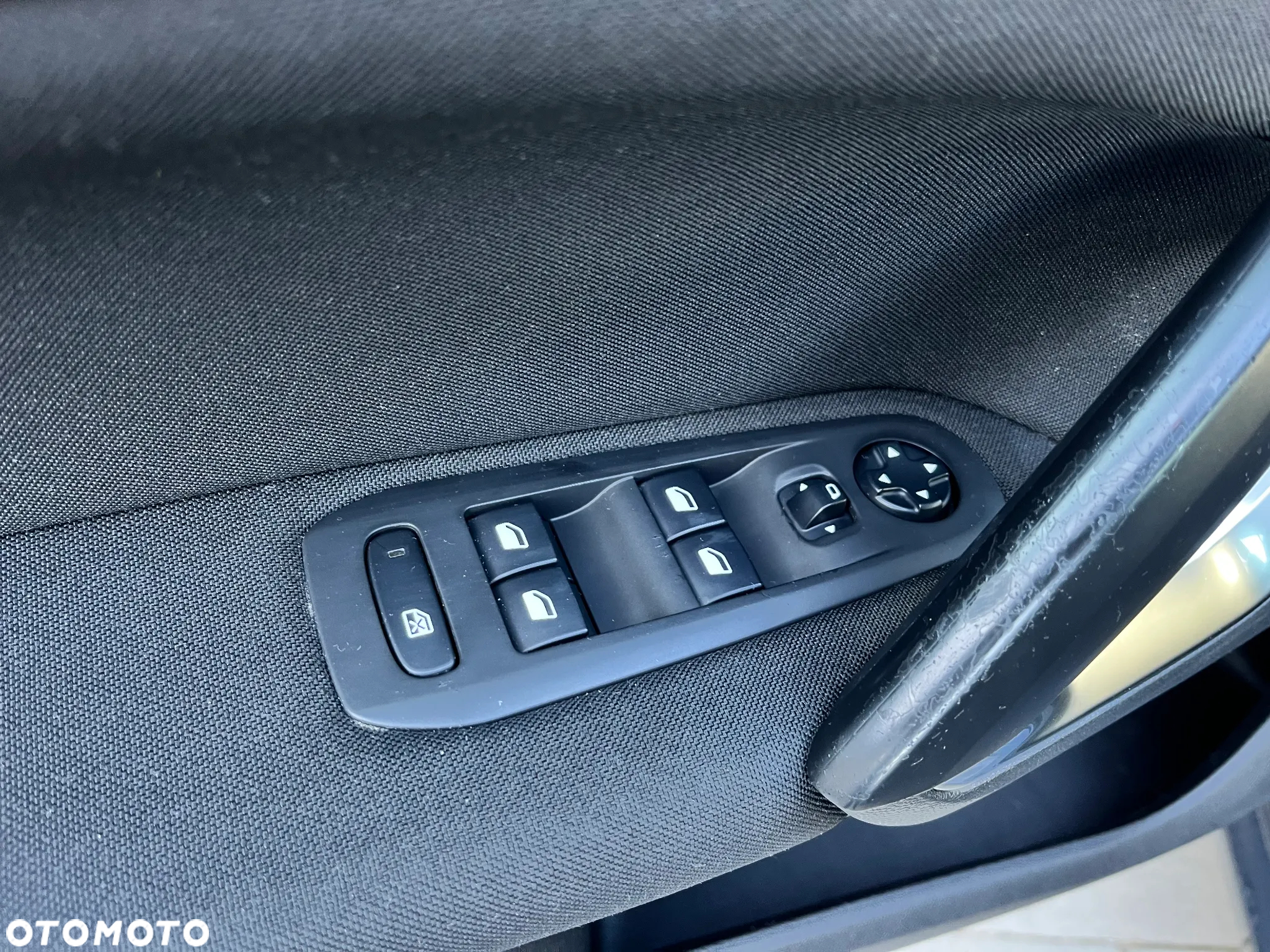 Peugeot 308 SW 1.6 BlueHDi Access S&S - 9