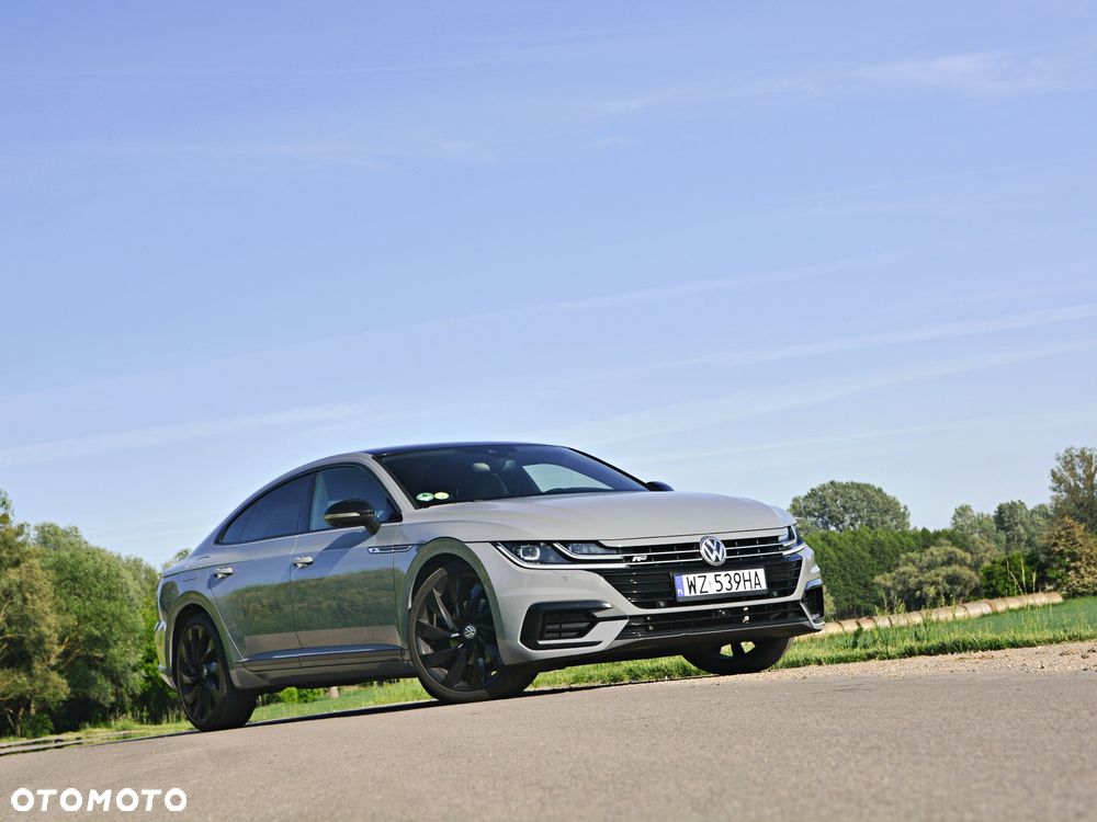 Volkswagen Arteon 2.0 TDI SCR R-Line DSG - 2