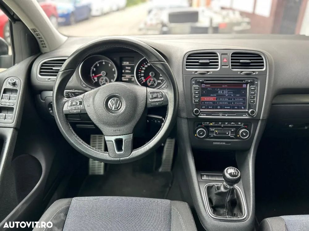 Volkswagen Golf 1.2 TSI Style - 12