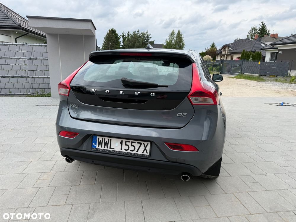 Volvo V40 D3 Momentum - 7