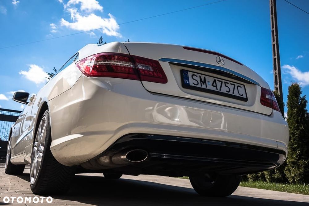 Mercedes-Benz Klasa E - 24