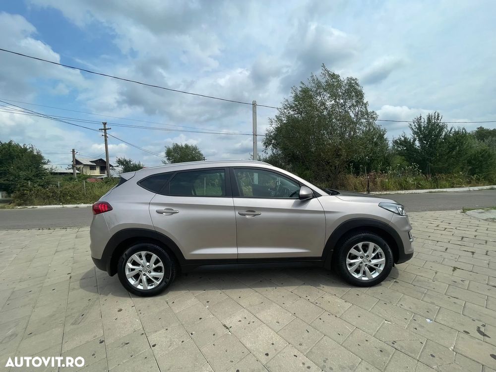 Hyundai Tucson 1.6 GDI 2WD 6MT Comfort - 2