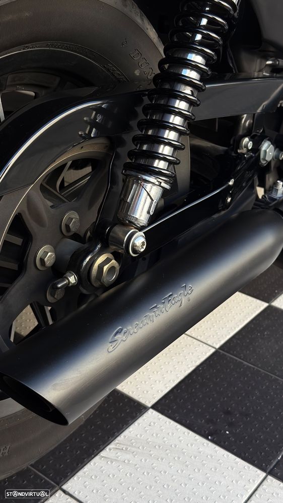 Harley-Davidson Sportster IRON - 4