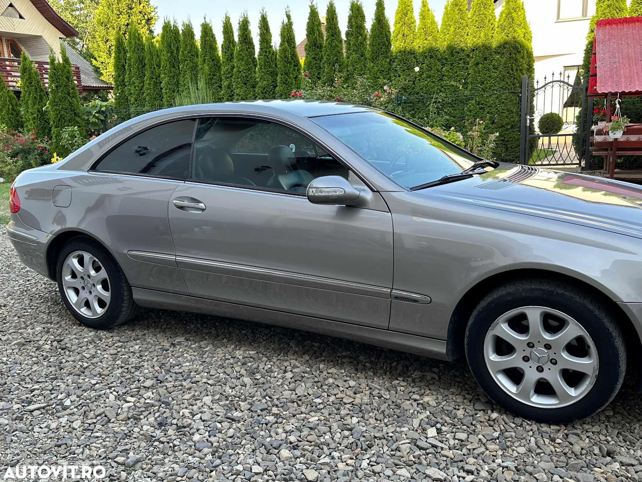 Mercedes-Benz CLK Coupe 220 CDI Automatik Avantgarde - 5