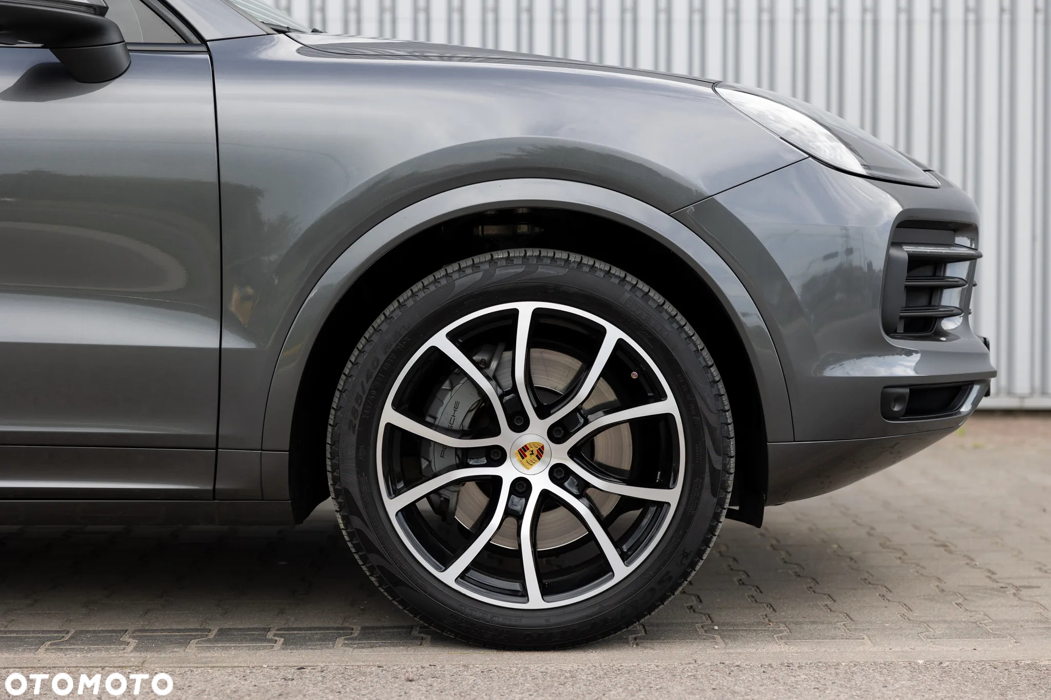 Porsche Cayenne - 15