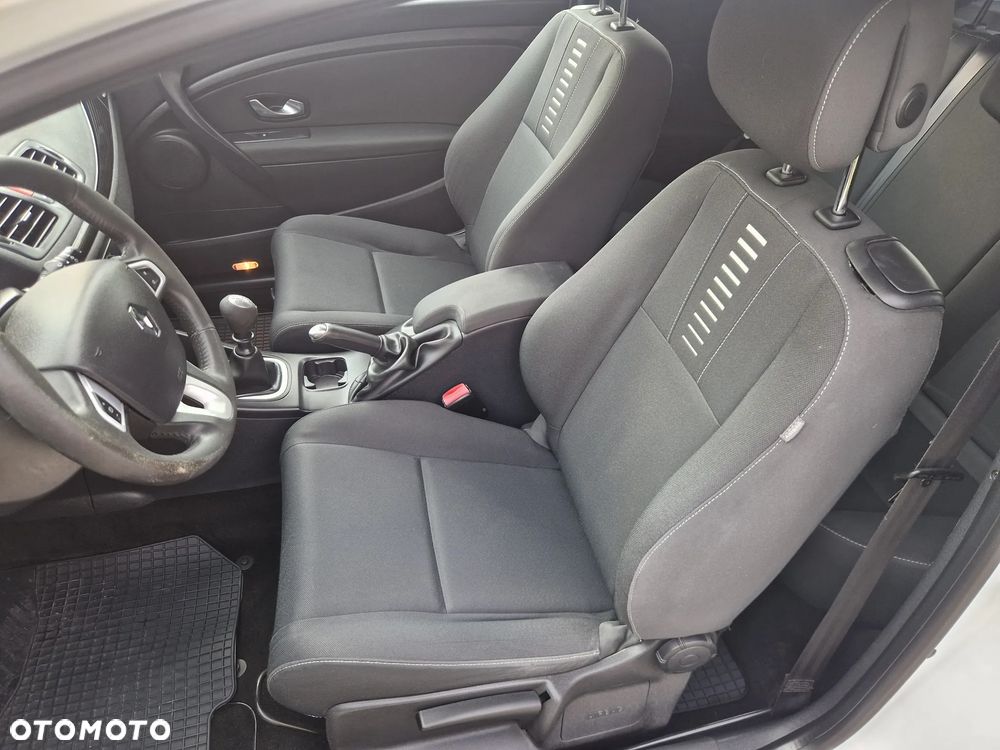 Renault Megane 1.6 16V Luxe Dynamique - 32