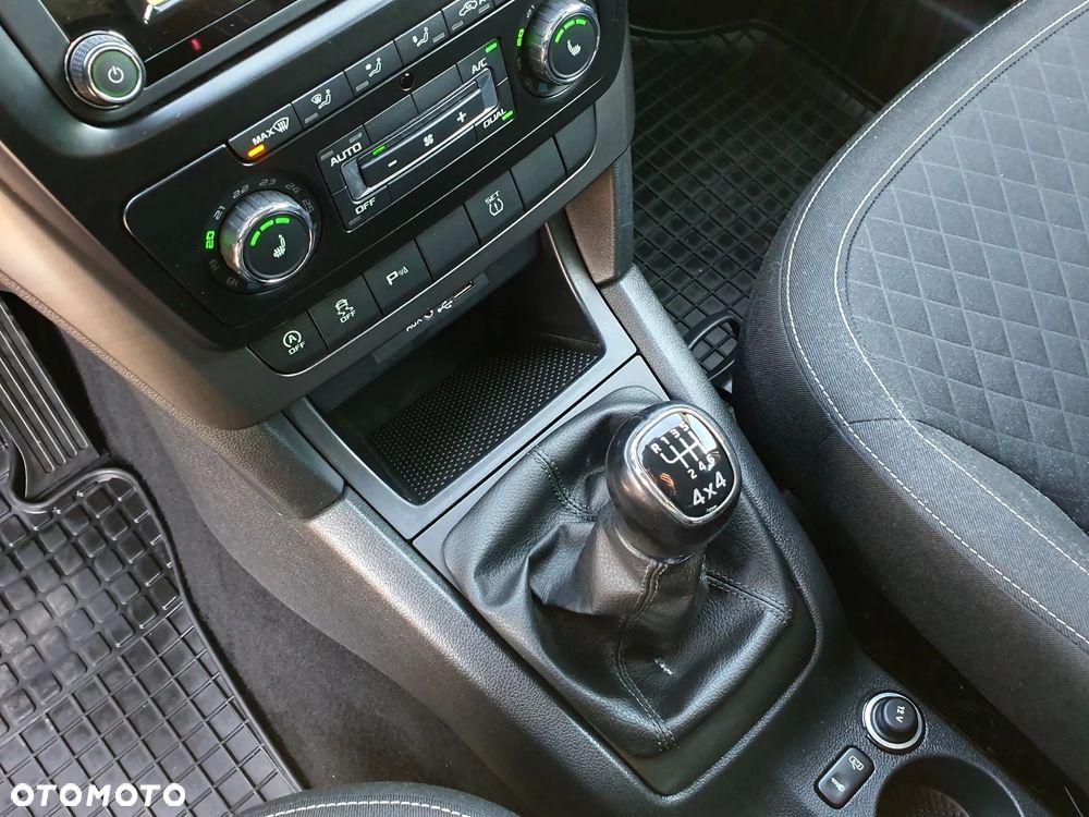 Skoda Yeti 2.0 TDI DPF 4x4 L&K - 14