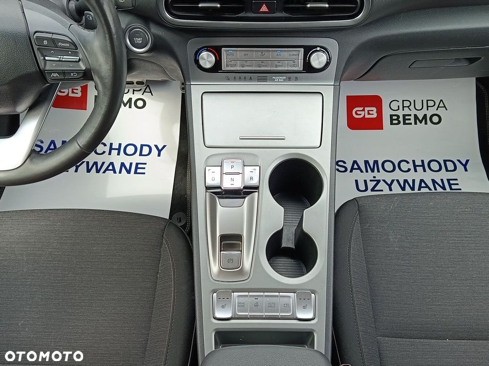 Hyundai Kona 64kWh Smart - 27