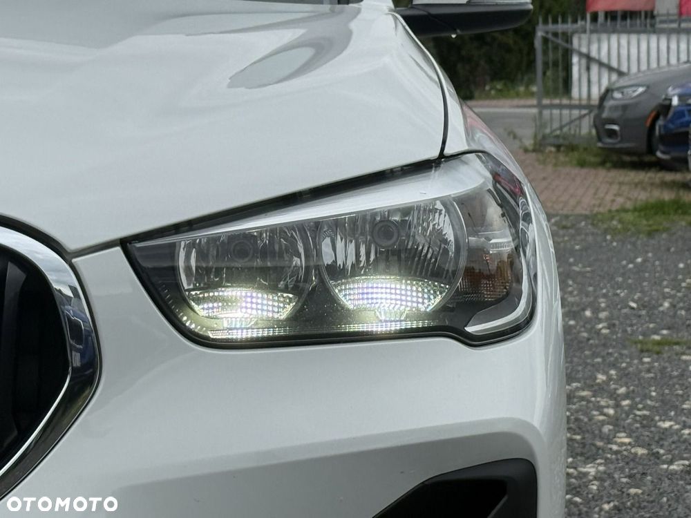 BMW X1 sDrive18i GPF xLine - 6