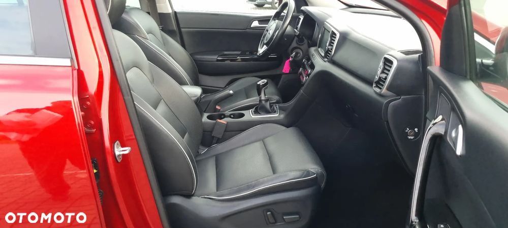 Kia Sportage 1.7 CRDI 2WD Dream-Team Edition - 11