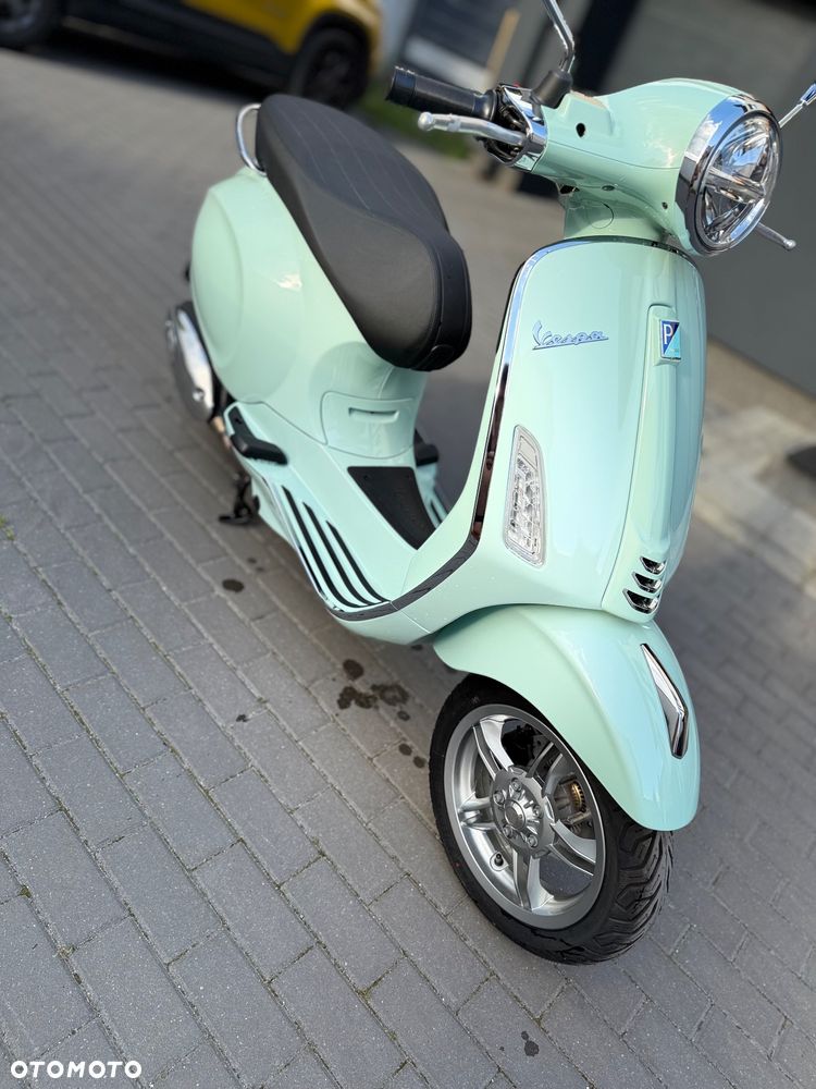 Piaggio Vespa - 2