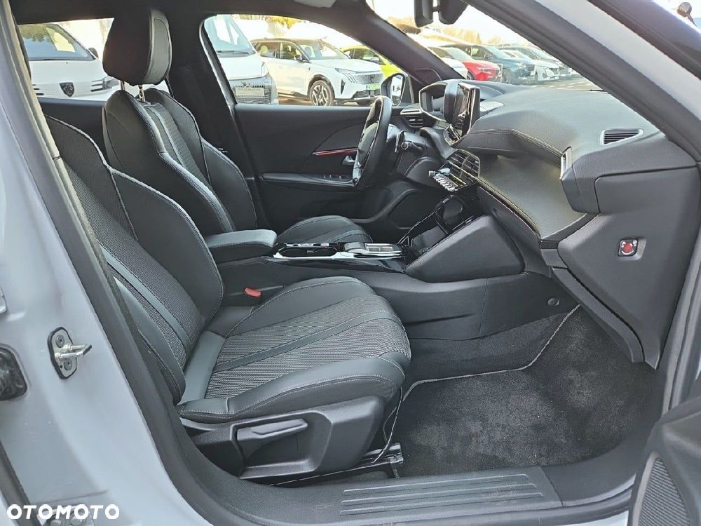 Peugeot 2008 1.2 PureTech GT S&S EAT8 - 12