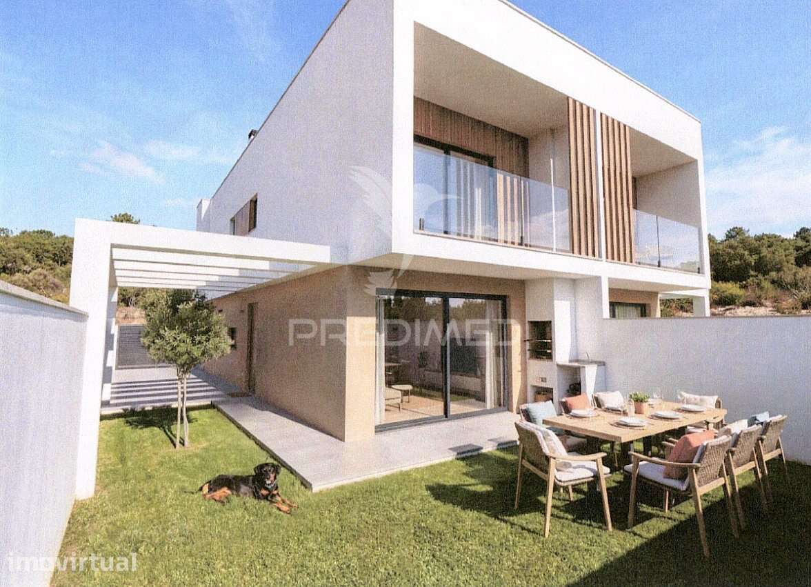 2 Suítes (20,31 e 17,51m2), Churrasqueira, Sala c/ Excelente exposi... - Grande imagem: 2/16