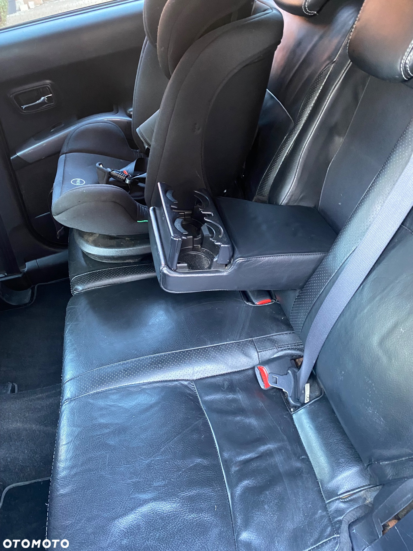 Mitsubishi Outlander 2.0 DID Intense + - 17
