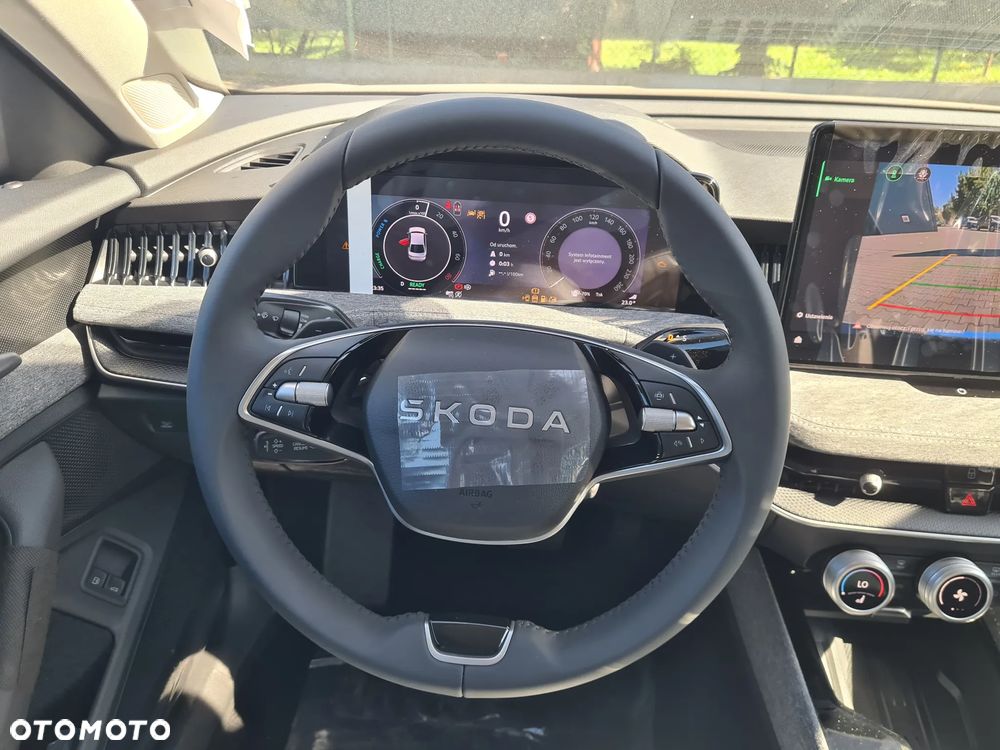 Skoda Superb 1.5 TSI Plug-in Hybrid Drive DSG - 18