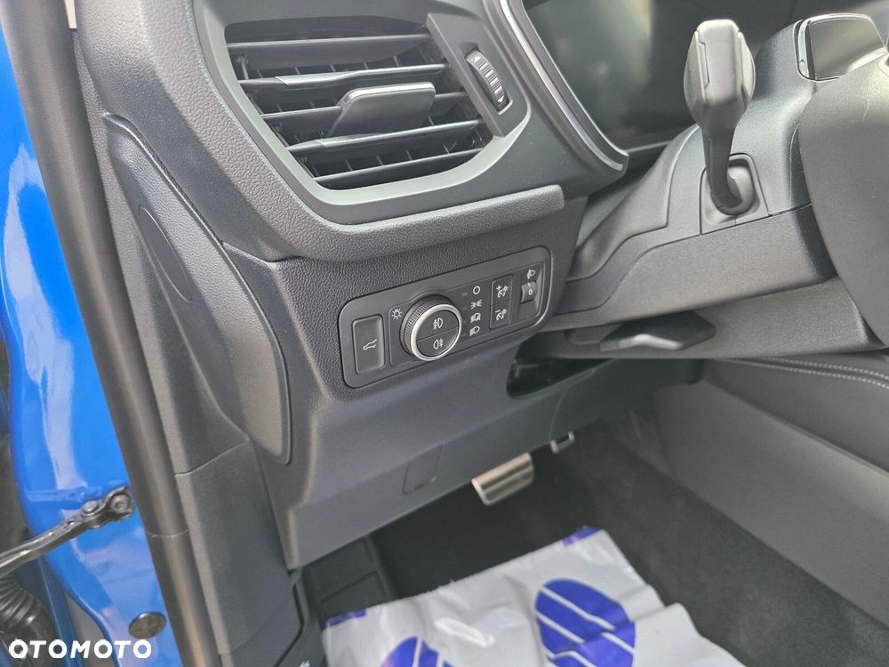 Ford Kuga - 16
