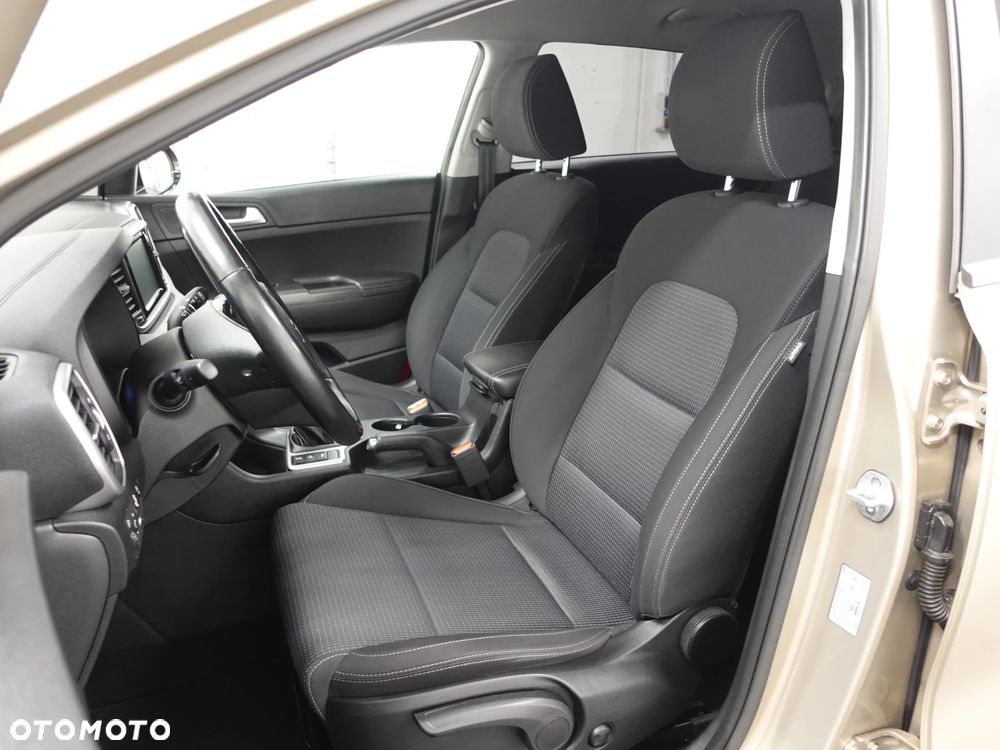Kia Sportage 1.6 CRDI AWD SPIRIT - 19