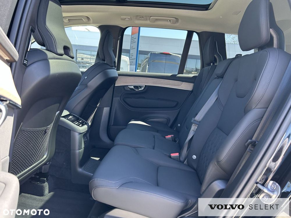 Volvo XC 90 - 31