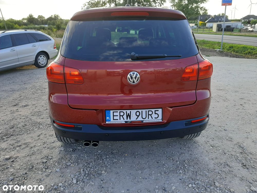 Volkswagen Tiguan 2.0 TDI DPF 4Motion BlueMotion Technology DSG Exclusive - 8