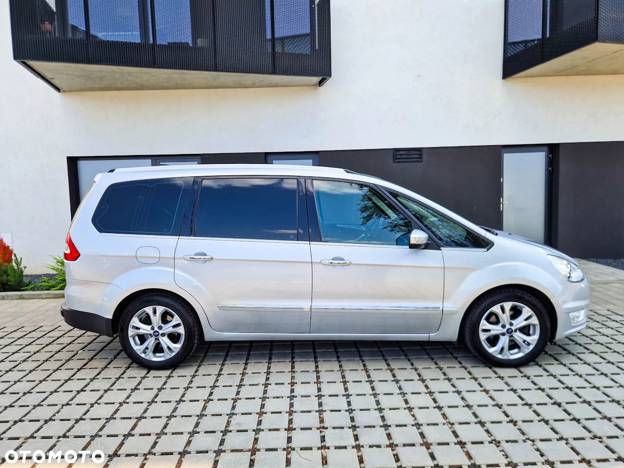 Ford Galaxy 2.0 TDCi Platinium X (Titanium) - 16