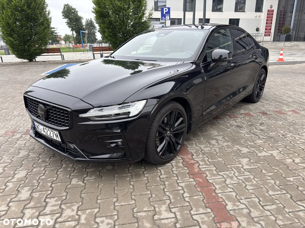 Volvo S60 B5 B Ultimate Dark - 2