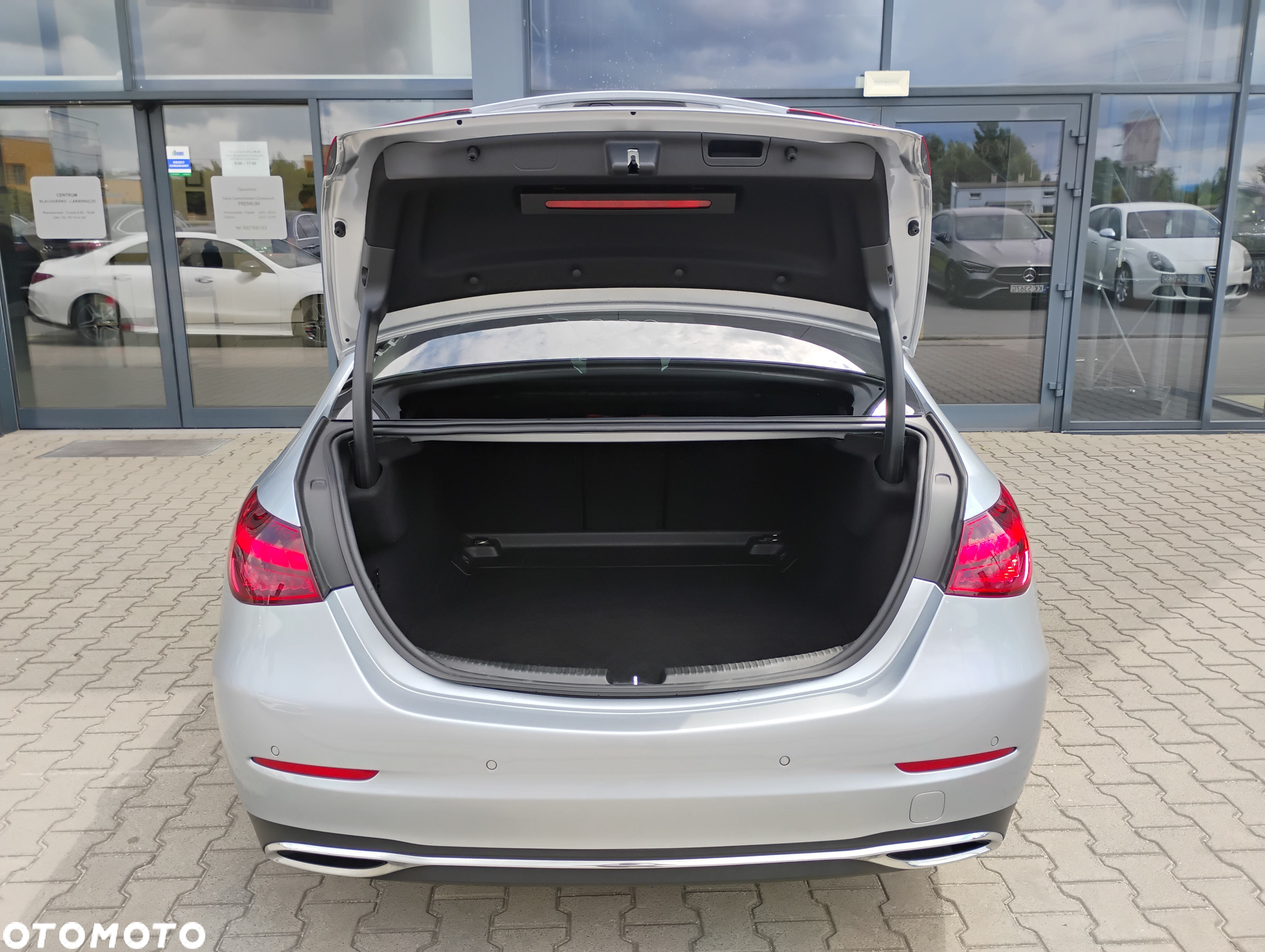 Mercedes-Benz Klasa C 180 mHEV Business Edition - 13