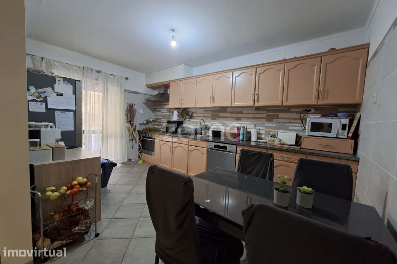 Apartamento T2+1 Renovado na Vila de Arganil com TERRENO E ANEXO - Grande imagem: 2/31