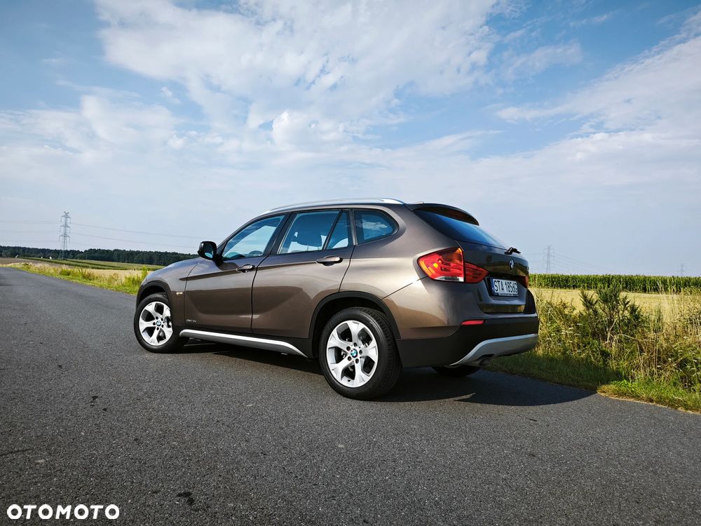 BMW X1 sDrive18d Sport Line - 4