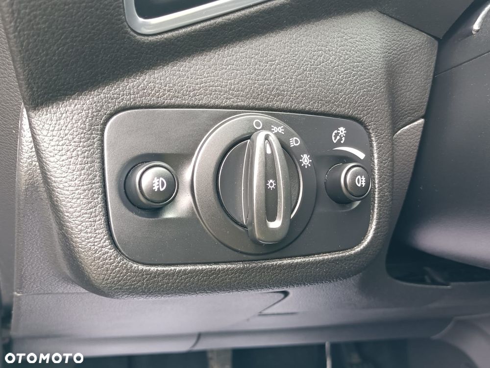 Ford Kuga 2.0 TDCi 4x4 Titanium - 28