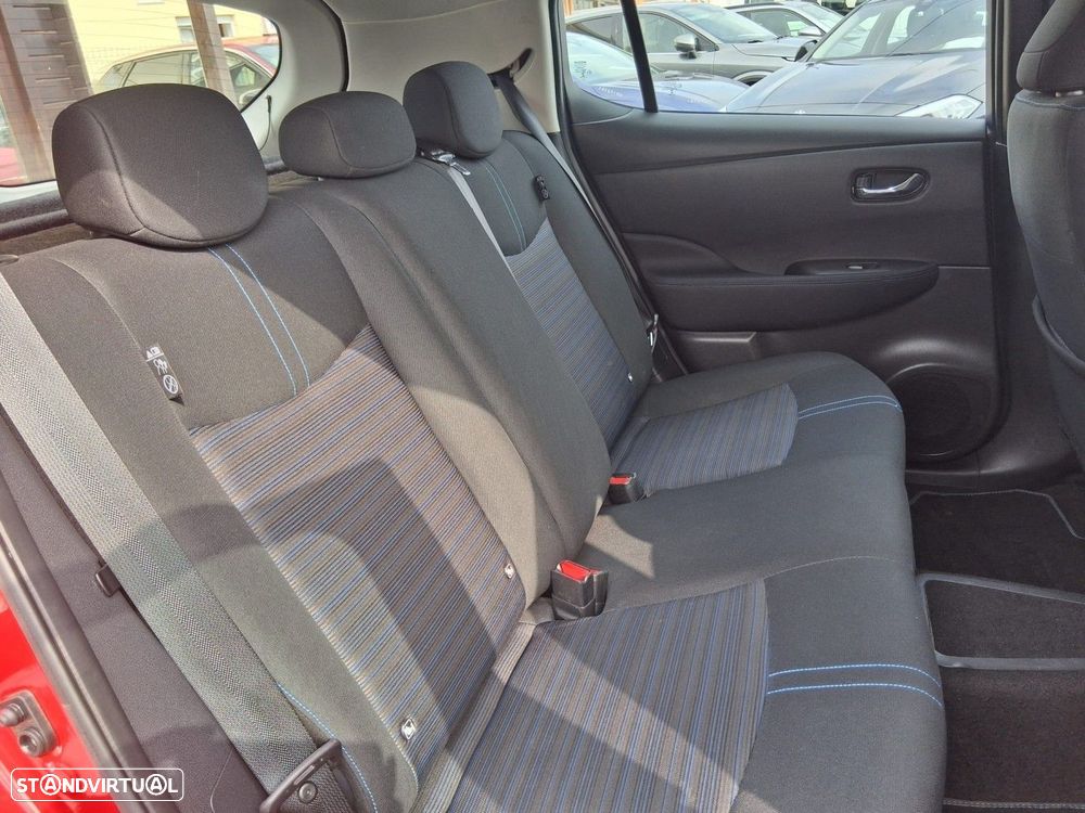 Nissan Leaf Acenta - 25