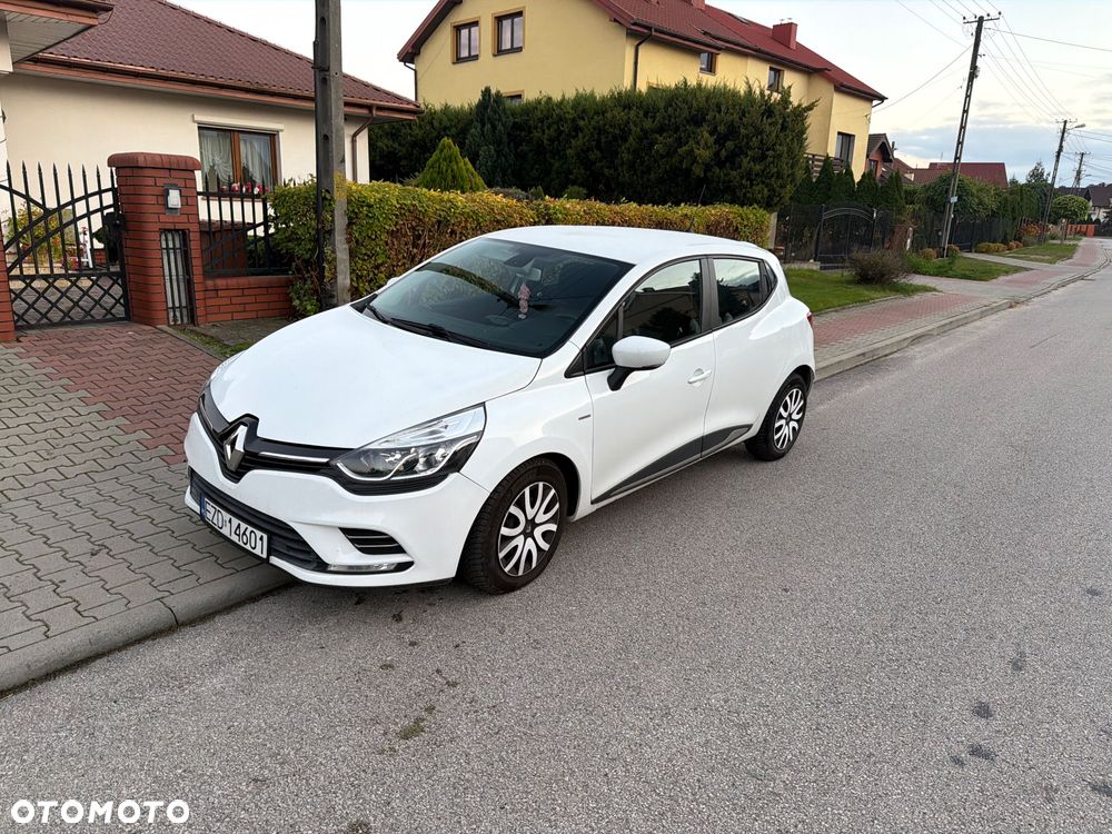 Renault Clio - 2