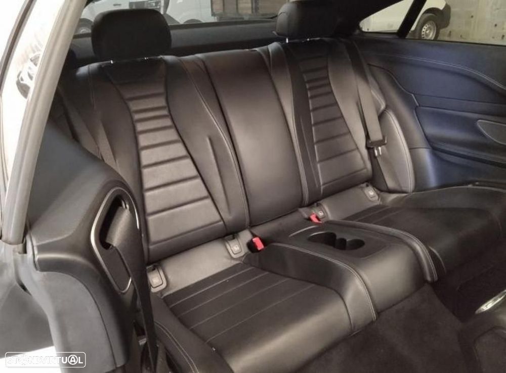 Mercedes-Benz E 220 - 5