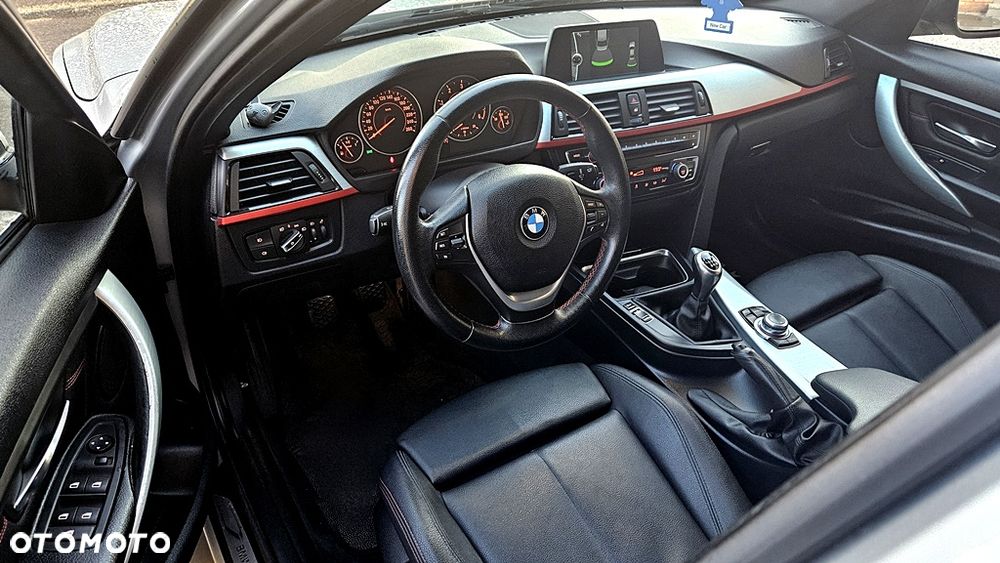 BMW Seria 3 318d Blue Performance Sport Line - 11
