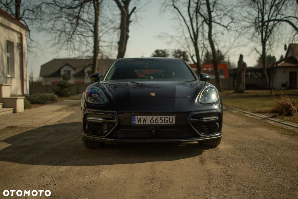 Porsche Panamera Turbo - 2