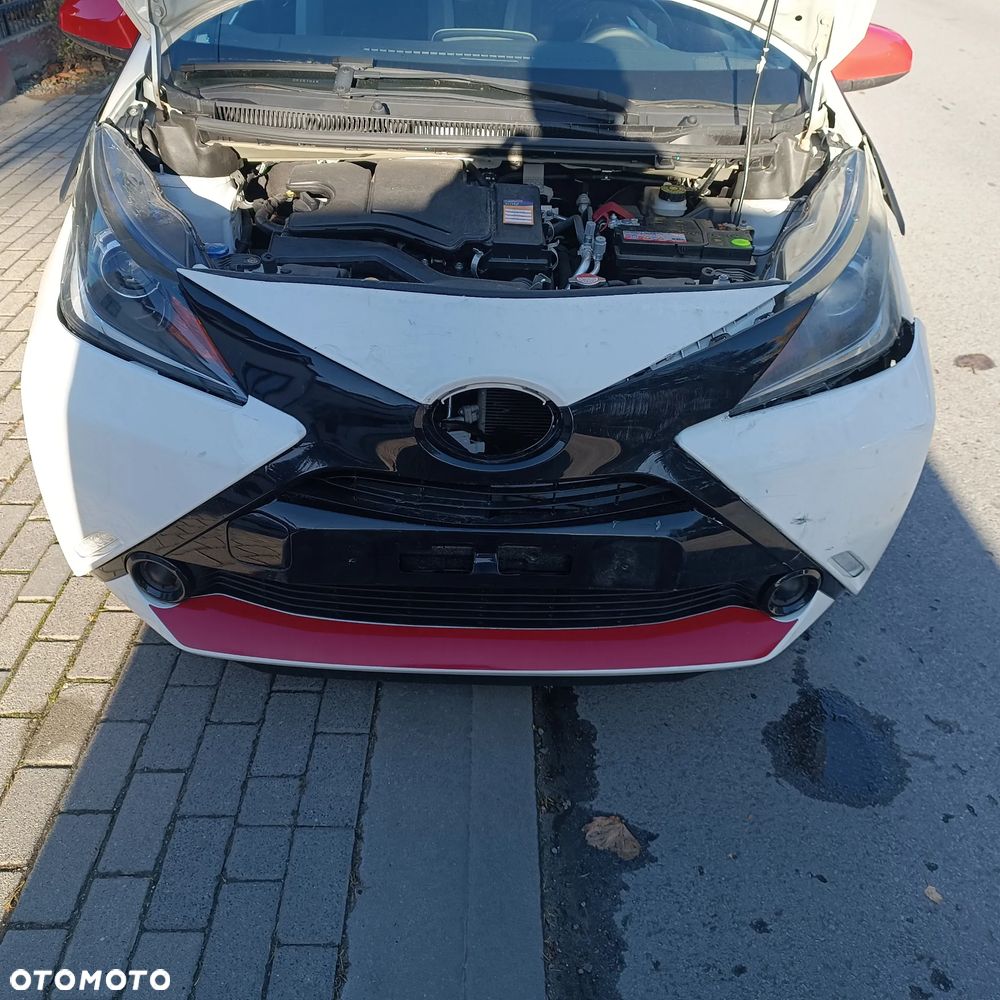 Toyota Aygo x-play Edition S+ - 5