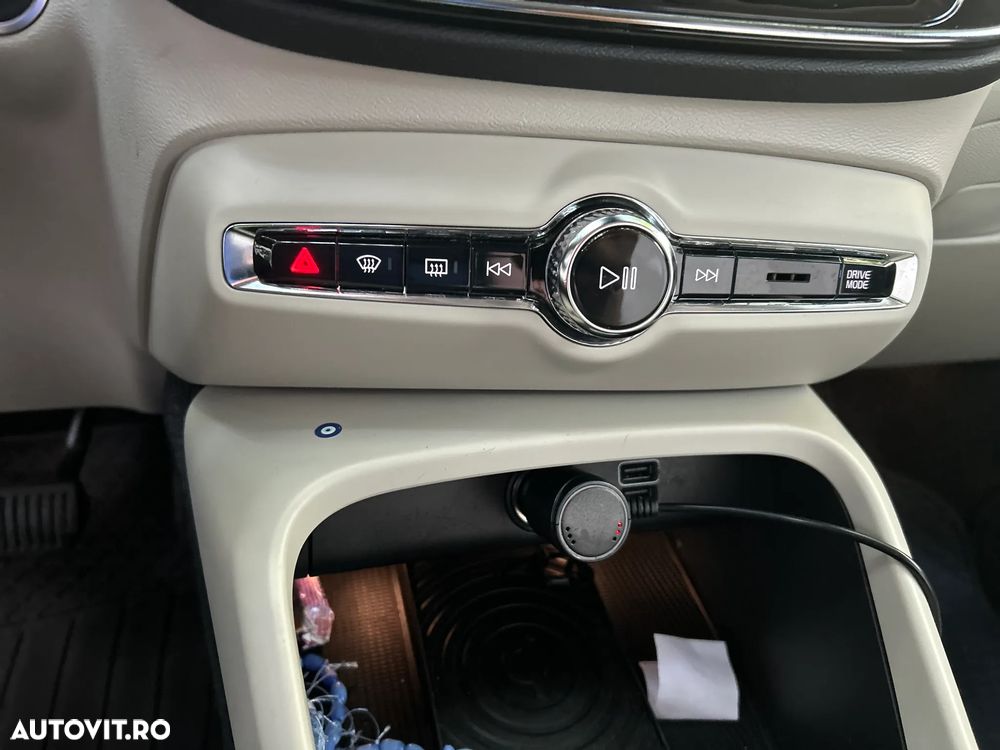 Volvo XC 40 D4 AWD Geartronic Inscription - 20