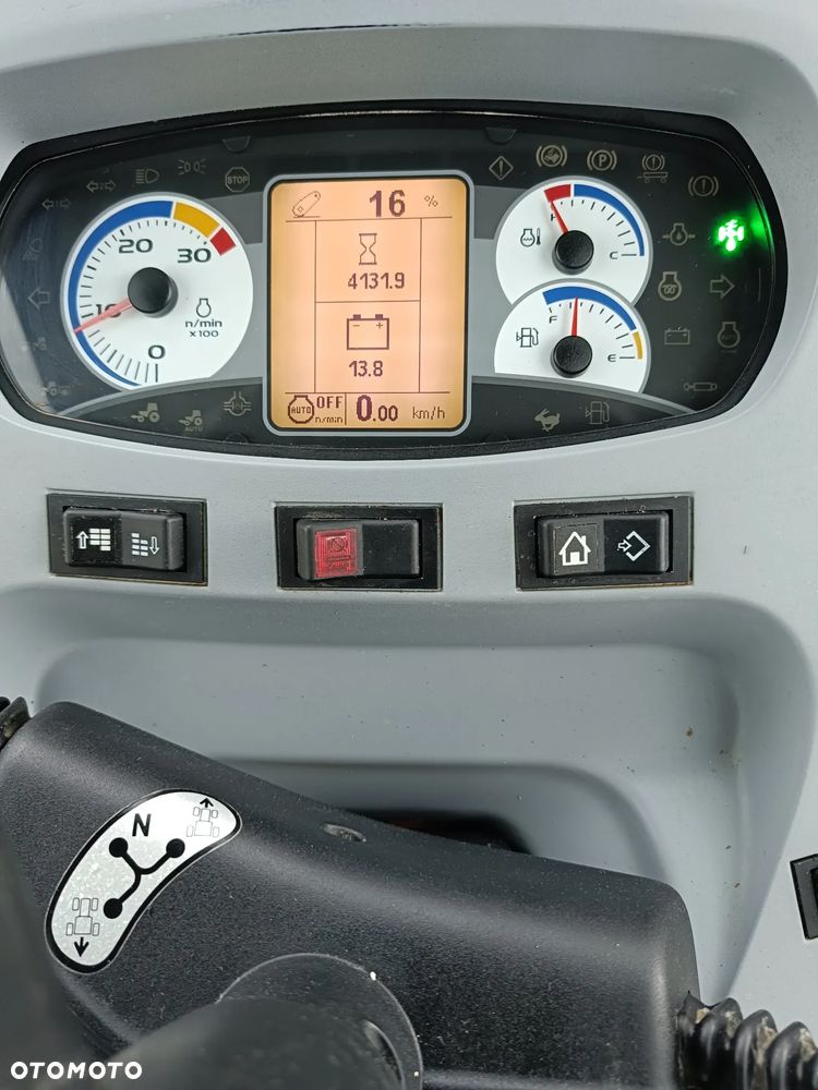 New Holland T4 110F - 7