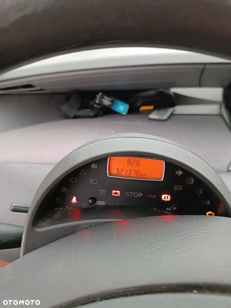 Citroën C8 2.0 HDi Control+ - 8
