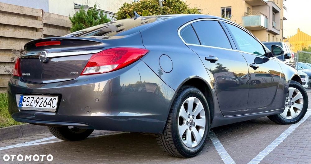Opel Insignia 2.0 CDTI Edition - 10