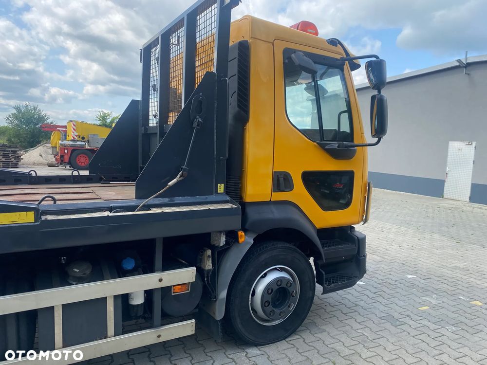 Volvo FL240 - 32