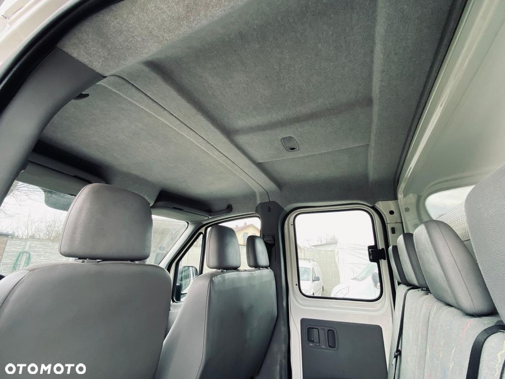 Volkswagen CRAFTER - 17