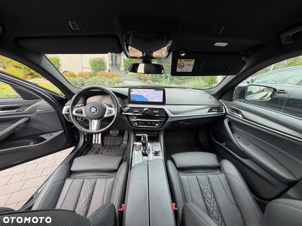 BMW Seria 5 520d xDrive mHEV M Sport sport - 8