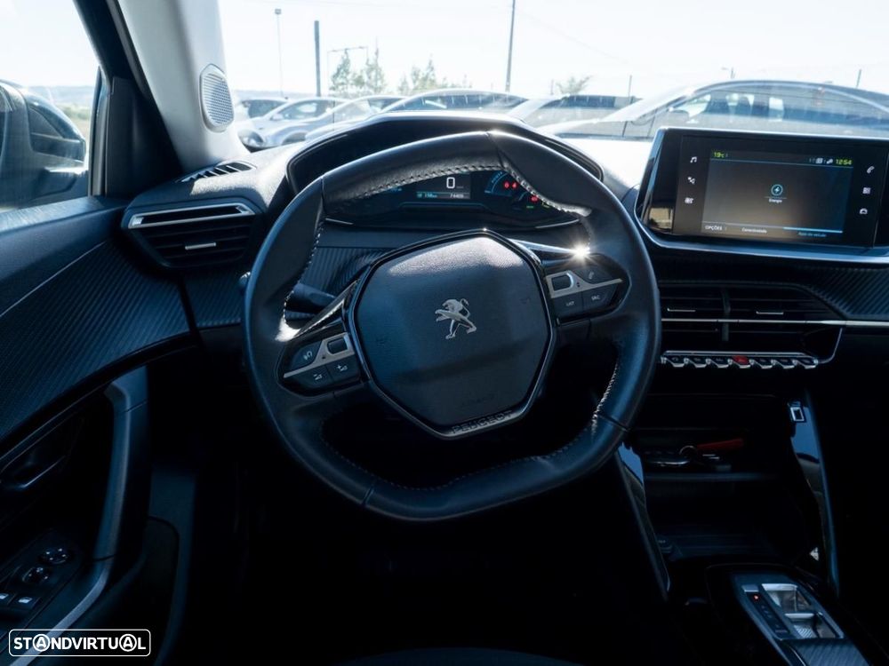 Peugeot e-2008 50 kWh Active - 28