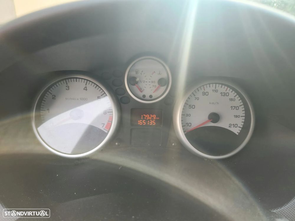 Peugeot 206+ 1.1 Trendy - 5