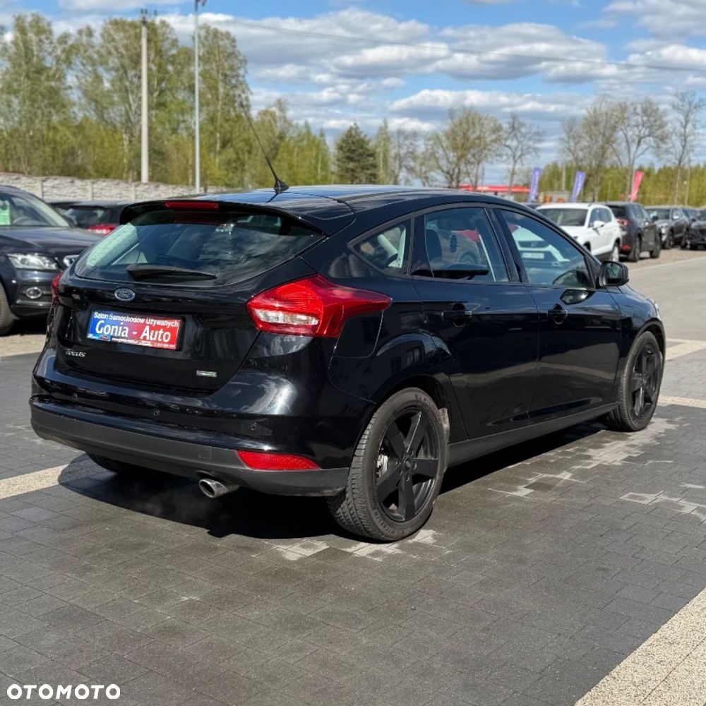 Ford Focus - 12